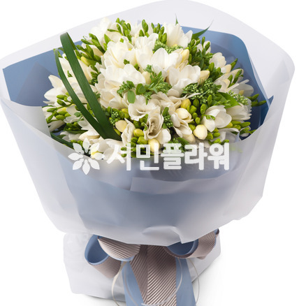 후리지아흰색노란색꽃다발